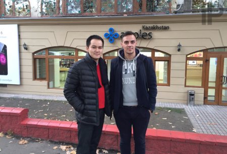 История о забытых наушниках или поход в магазин apples в Алматы