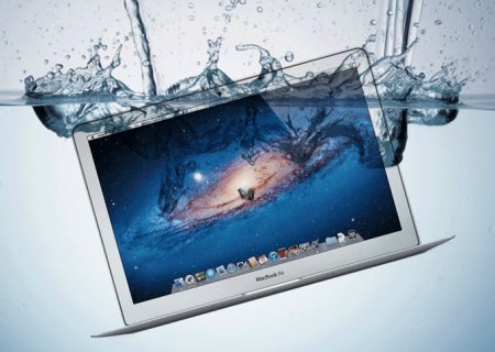 Что делать, если вы залили MacBook водой