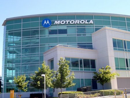 Motorola приносит извинения за проблемы с гарантийной заменой устройств