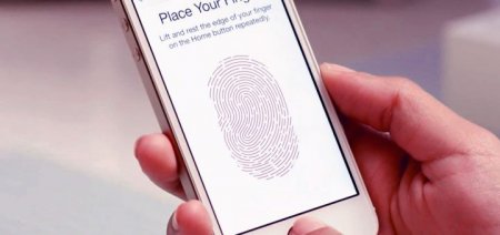 Использование личных данных для разблокировки смартфона может привести ко взломам