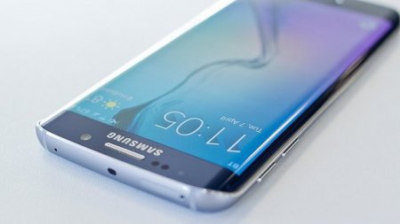 Samsung использует цифрового помощника для Galaxy S8