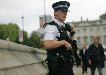 Сервис для смартфонов расскажет британцам о навыках первой помощи при терактах‍