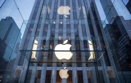 Apple может задержать представление iPhone 8