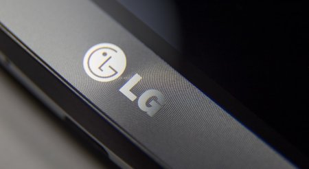 В Сети появился рендер, сравнивающий LG V30 с G6