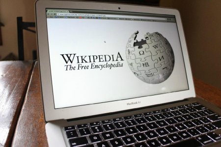 Википедии вышли боком ошибки в таджикском разделе