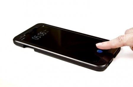 Новый сканер отпечатков пальцев Clear ID FS9500 будет встроен в экран смартфона
