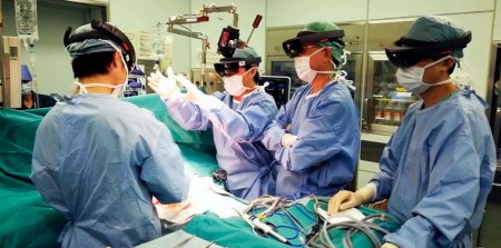 Хирурги обратили внимание на AR-очки Microsoft HoloLens