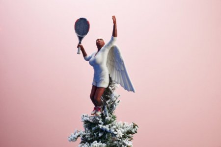 Жители Великобритании украсят рождественскую елку трехмерными фигурками женщин-знаменитостей 