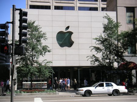 Apple затруднит несанкционированный доступ к iPhone