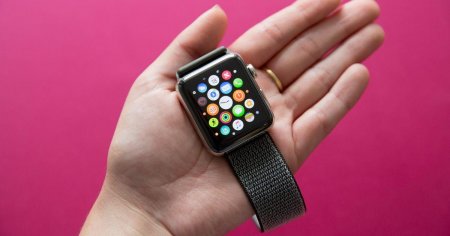Канадец подал в суд на Apple из-за ремешка, который царапал ему часы