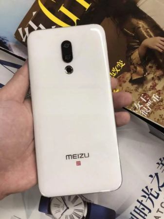 Утекли в сеть фото нового Meizu 16 белого цвета