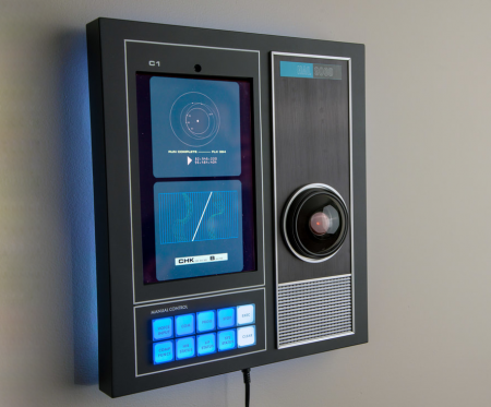 К юбилею «Космической одиссеи» создали умную колонку HAL 9000