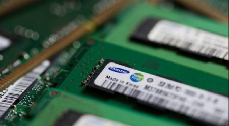 Samsung сократит рост производства чипов для сохранения поставок при замедлении спроса