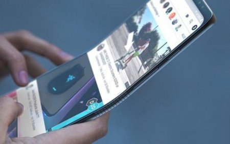 Складной смартфон Samsung Galaxy Flex перевалит в цене за 150 тысяч рублей