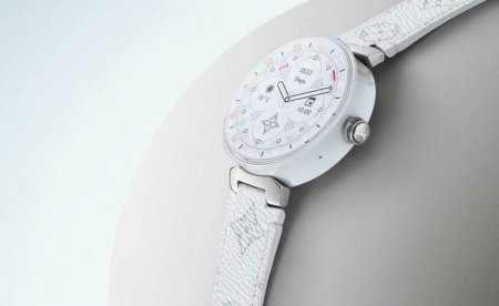 Louis Vuitton презентовала обновлённую вариацию «умных» часов