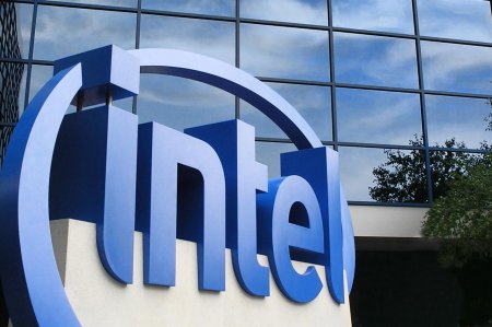 Intel выпустит новый смартфон с гибким экраном