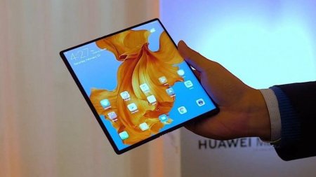 Huawei выпустит складной смартфон в июне, несмотря на провал Galaxy Fold