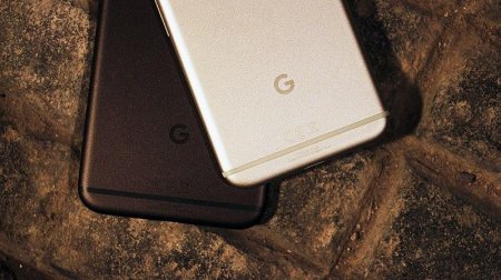 Google работает над гибким смартфоном Pixel
