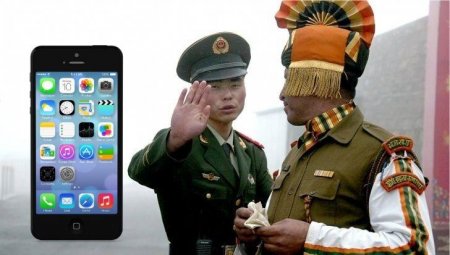 Смартфон-контроль: Россиян заставят показать данные телефона на границе Китая