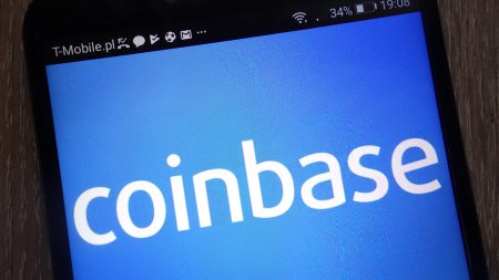Coinbase покинула Blockchain Association после присоединения к организации Binance.US
