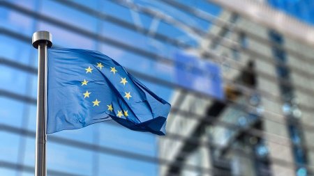 Председатель AMF призвал регуляторов Европы смягчить требования к блокчейну
