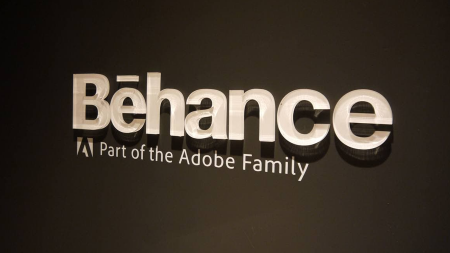 Adobe Behance начнет поддержку кошелька Phantom