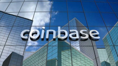 Криптобиржа Coinbase усиливает европейский офис экс-руководителем Solarisbank