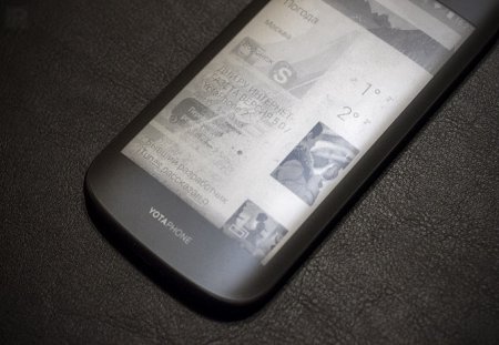 Обзор YotaPhone 2. Поиск смысла во втором дисплее
