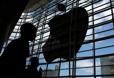Акции Apple установили новый рекорд стоимости