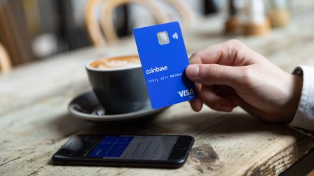 Coinbase Card добавила поддержку пяти криптовалют и стала доступна еще в десяти странах